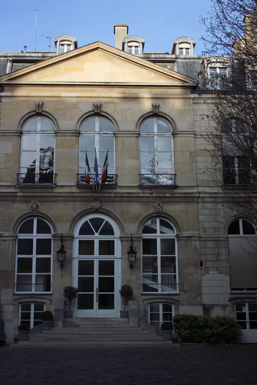 Paris 7e Hôtel de Seignelay 109