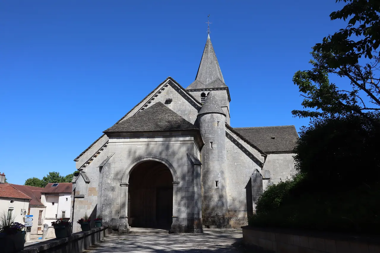 Selongey (21) Église Sainte-Gertrude - Extérieur