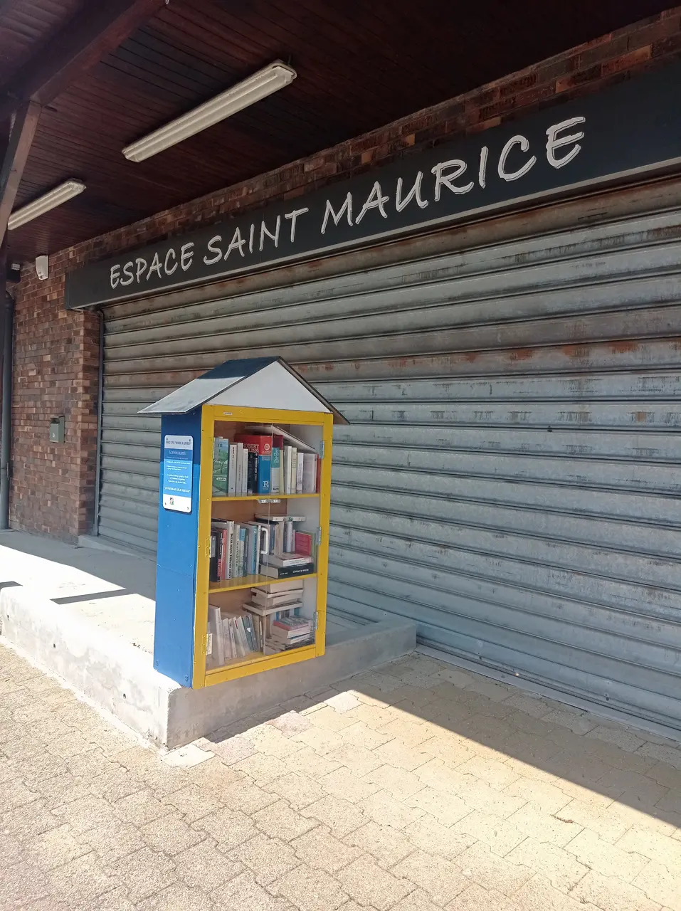 Sennecey-lès-Dijon - Espace Saint-Maurice - Boîte à livres 02