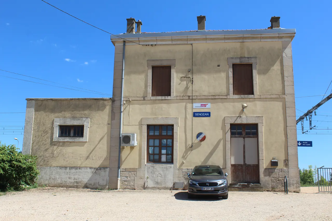 Gare Senozan 4