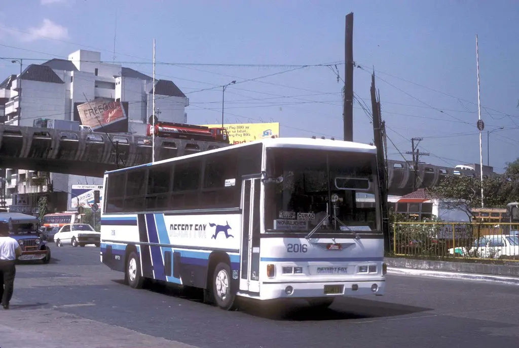 12595 (44) 21-02-1995 Desert Fox Hino NYP-721 (2016) in Sen Gil J. Puyat Avenue near Makati, Manila, Philippines.