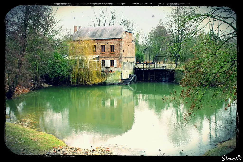 La Serre à Tavaux-pontsericourt - Steve.© -