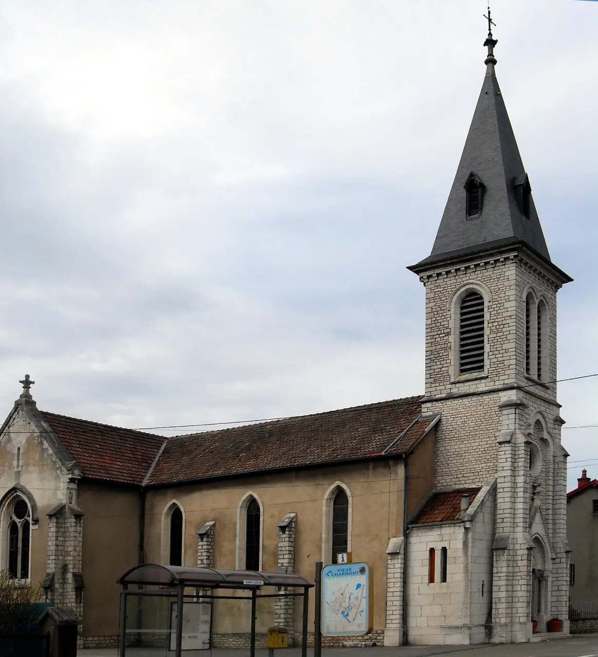 Vieux-Charmont, Église Saint-Julien