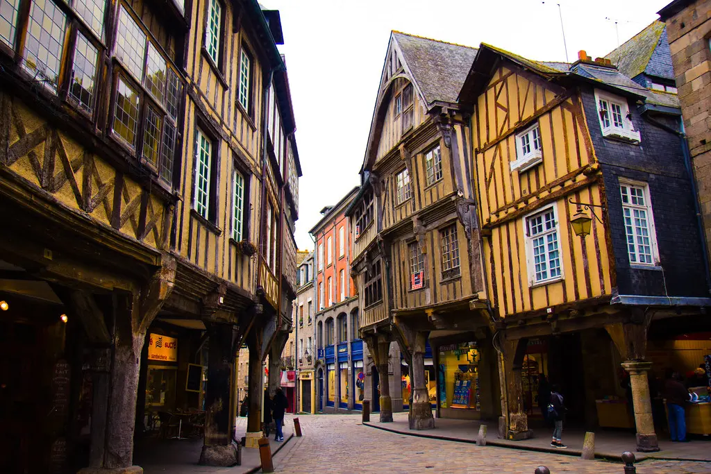 Dinan