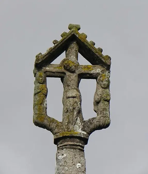 Gahard (35) Calvaire du cimetière Détail