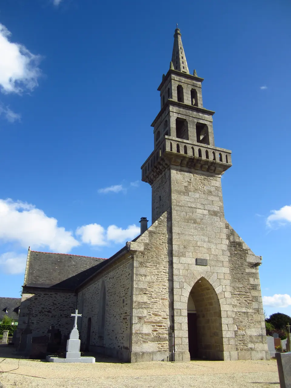 Église Saint-Gouesnou à Lanarvily, Finistère