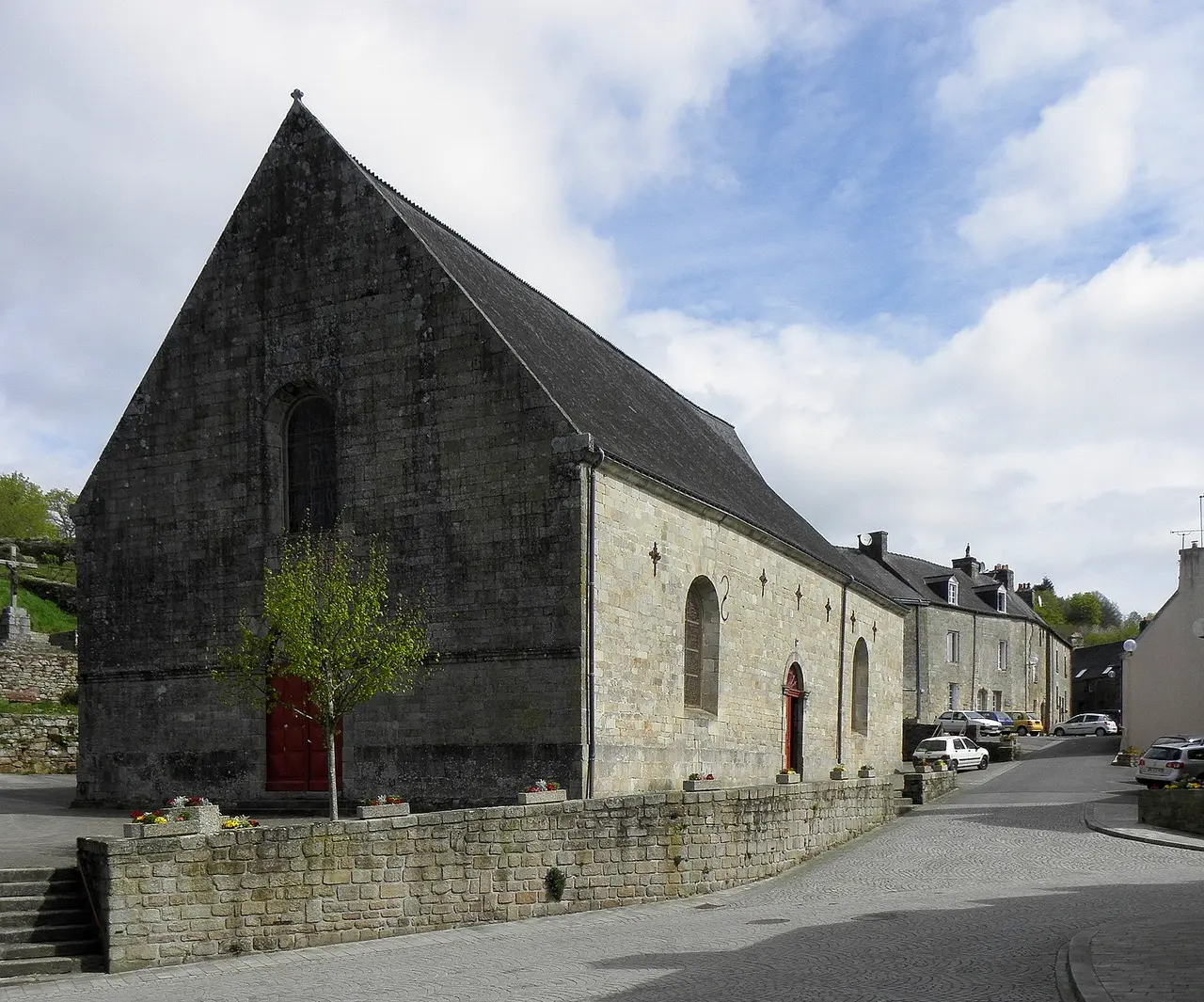 Guémené-sur-Scorff (56) Église 01