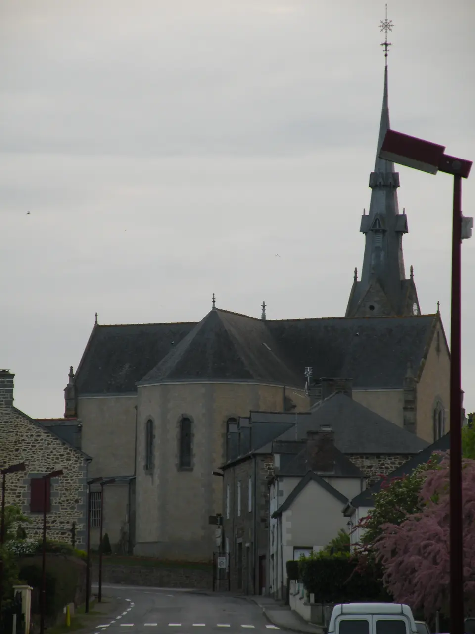 Guipel église