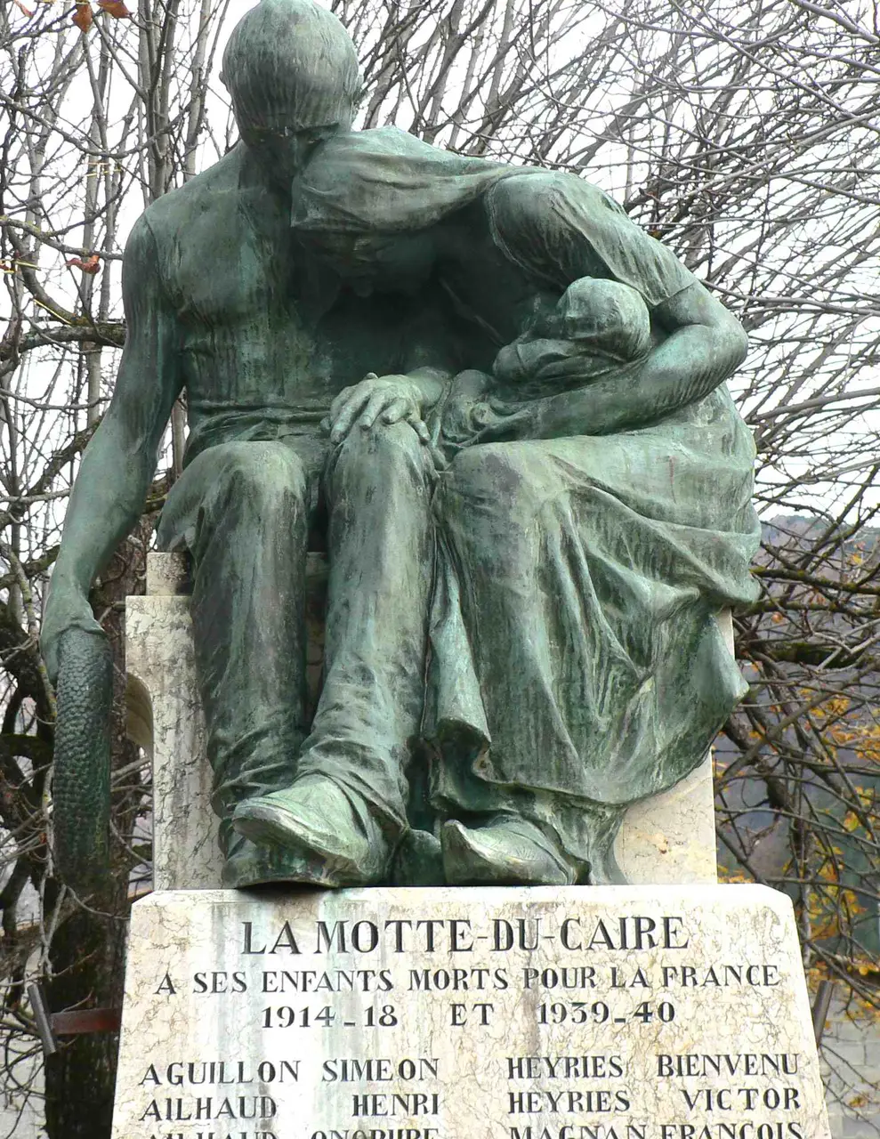 Monument aux morts de la Motte du caire