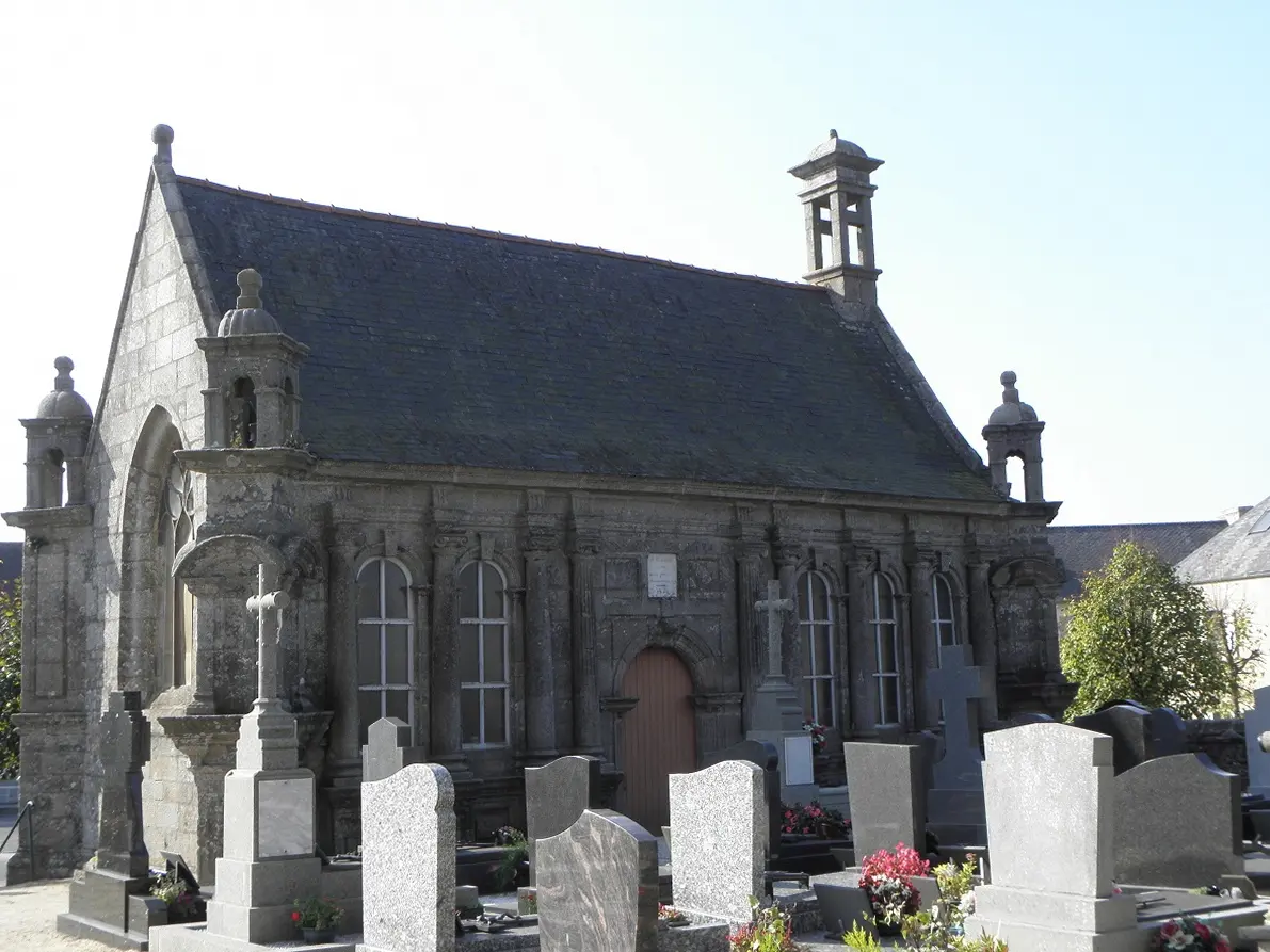 Lanhouarneau (29) Église 12