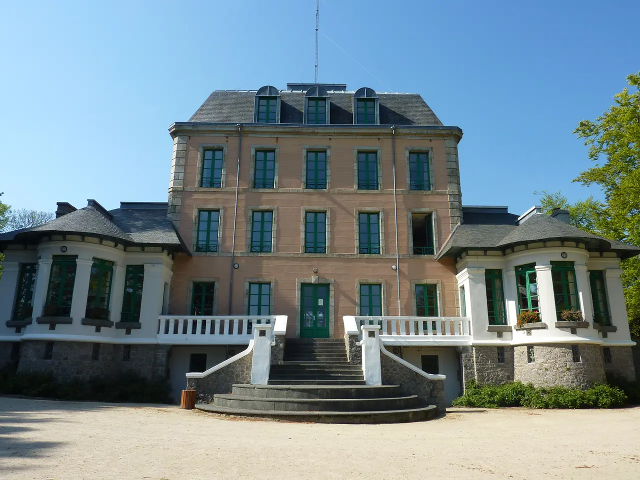 Le Relecq-Kerhuon Manoir du Gué-Fleury. Le CIEL.
