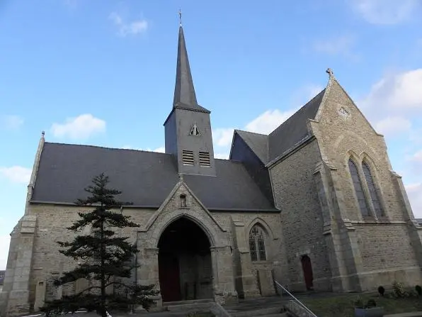 Lécousse (35) Église Saint-Martin Extérieur 01
