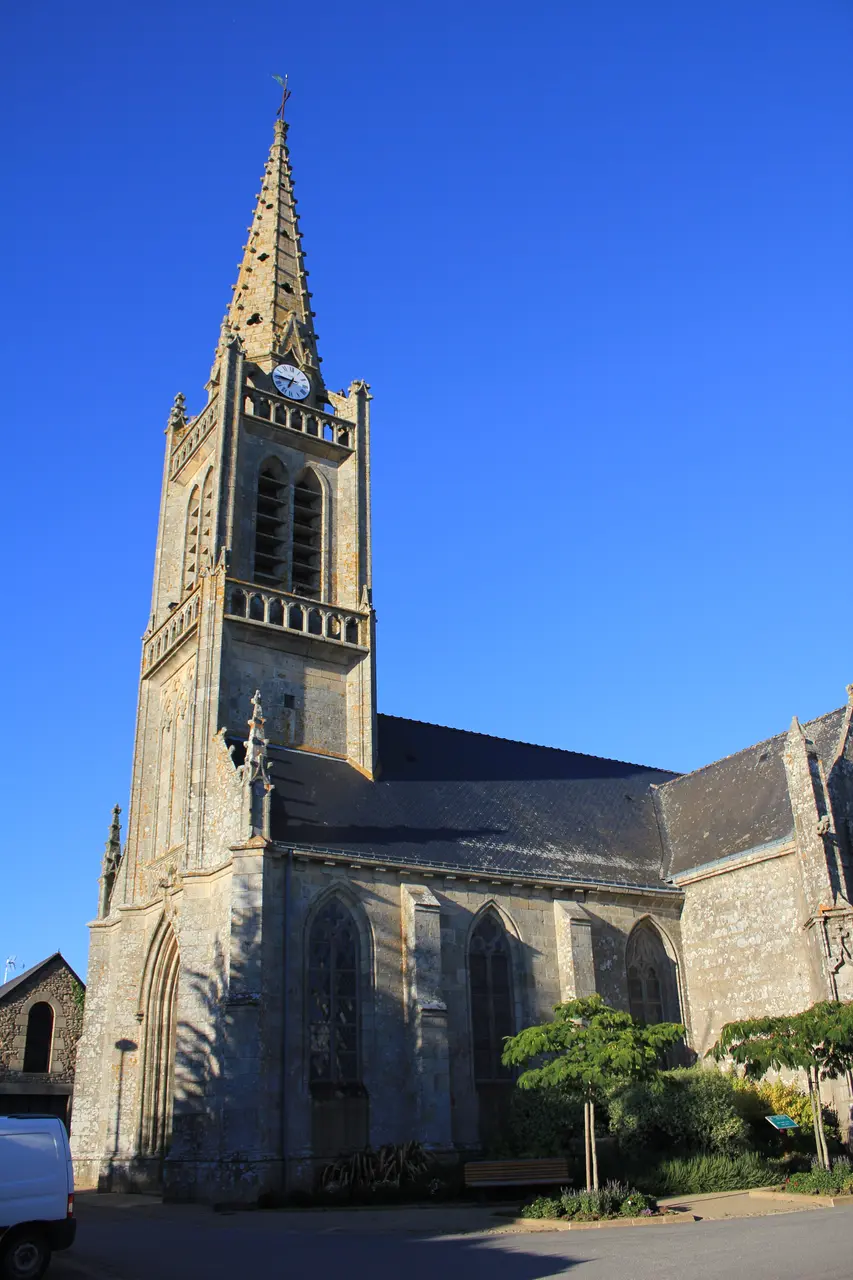 File:Église Saint-Pierre (Locoal-Mendon) 4316.JPG