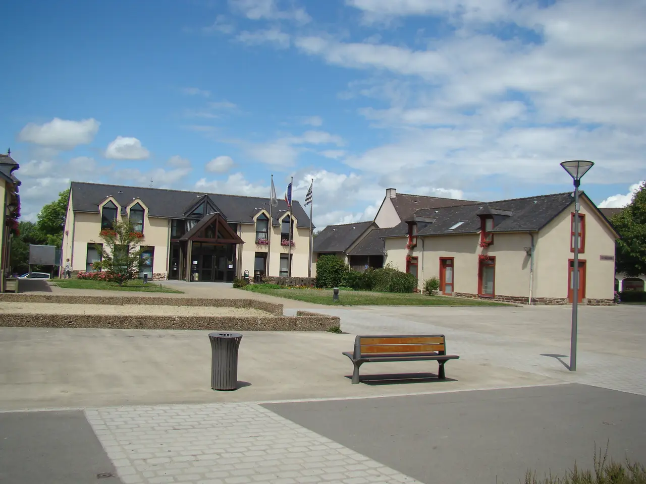 Montgermont - Mairie