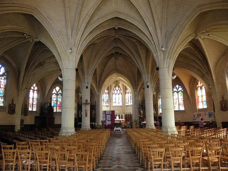 Noyal-sur-Vilaine (35) Église 03