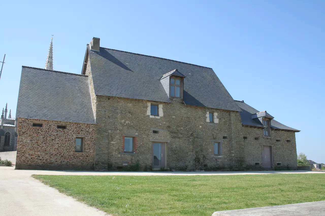 Noyal-sur-Vilaine Manoir de la Motte Face Nord