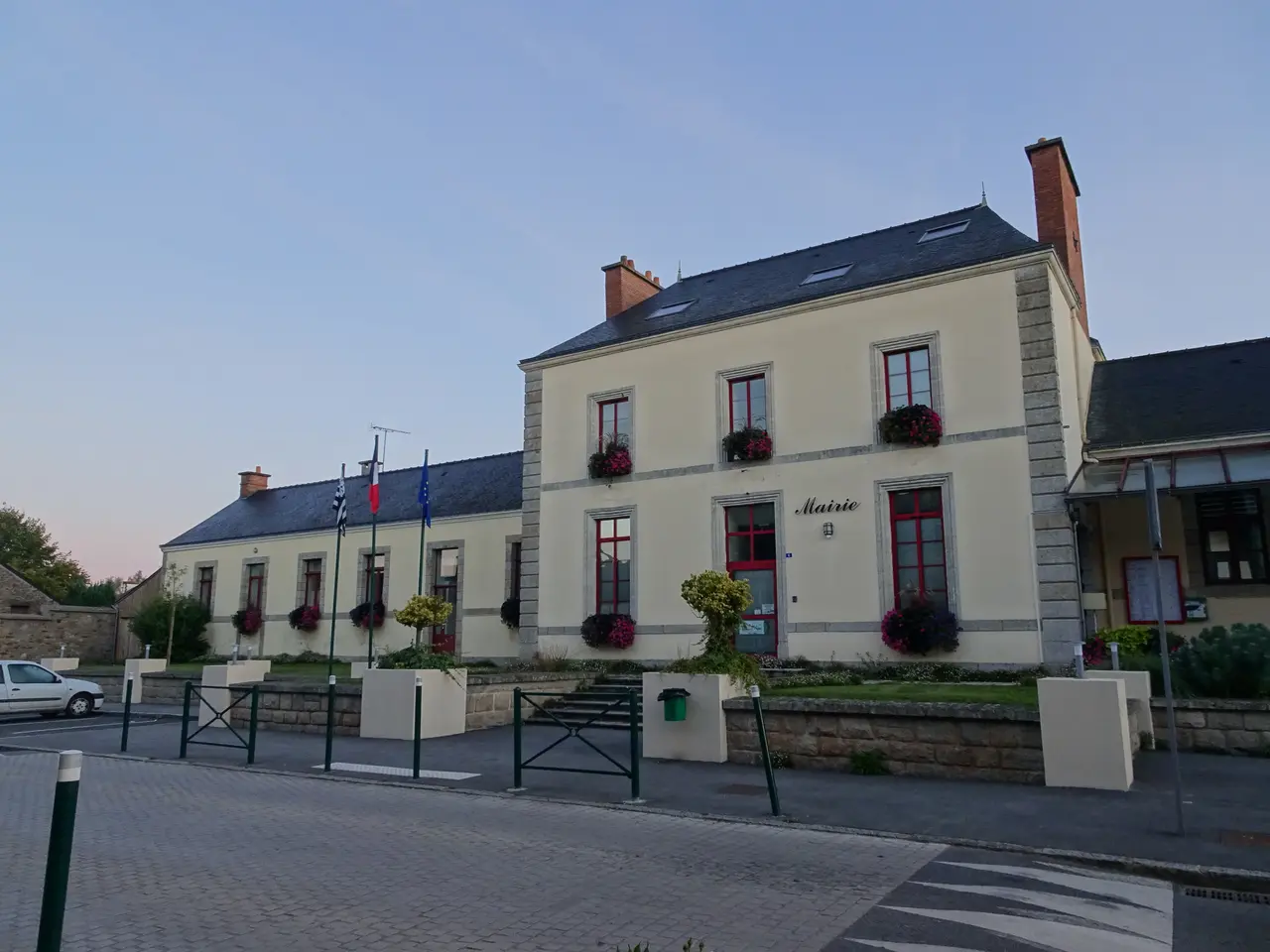 OPL Peillac - Mairie de Peillac 001