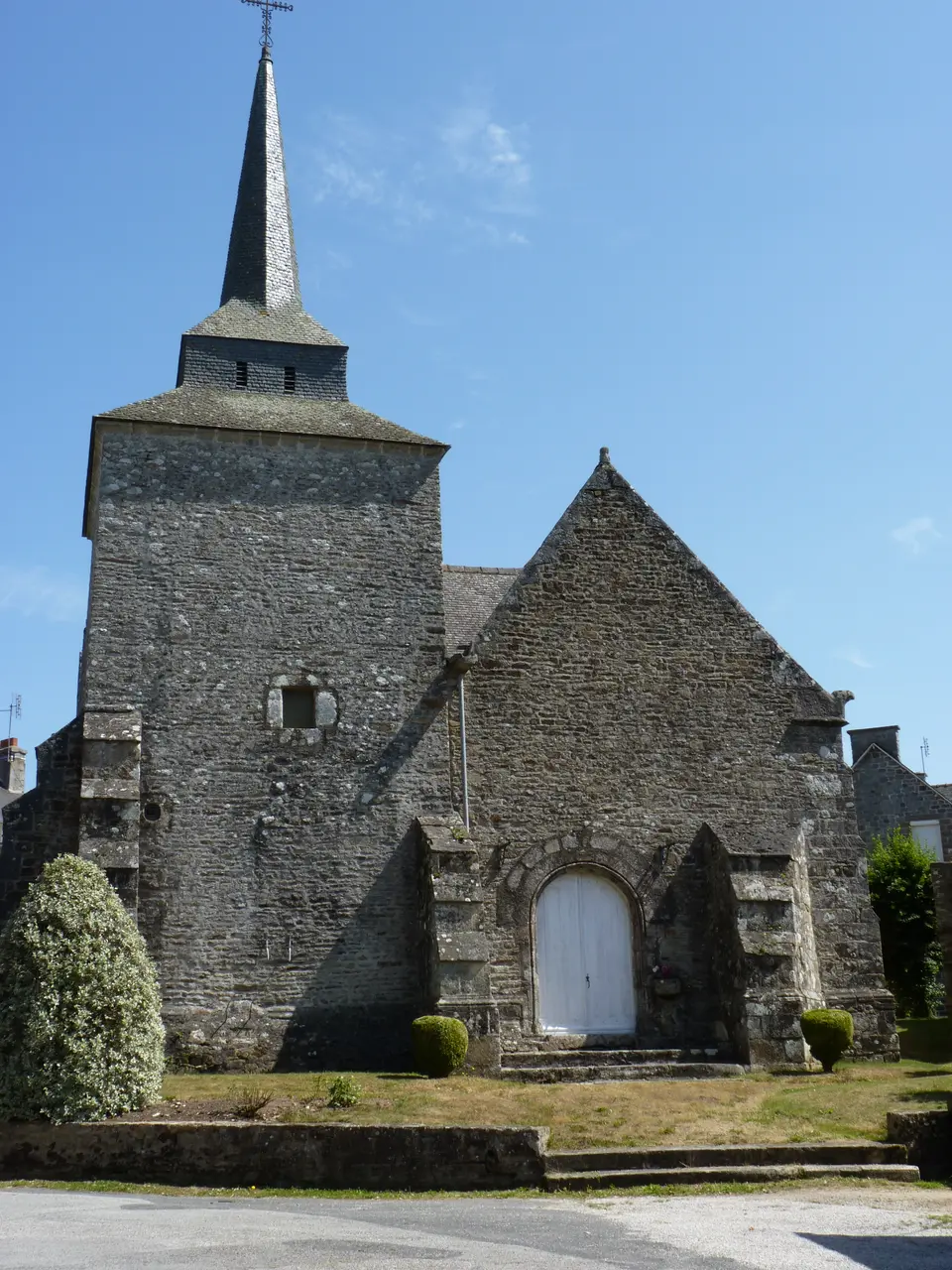 File:Chapelle Saint-Lubin à Plémet 01.JPG