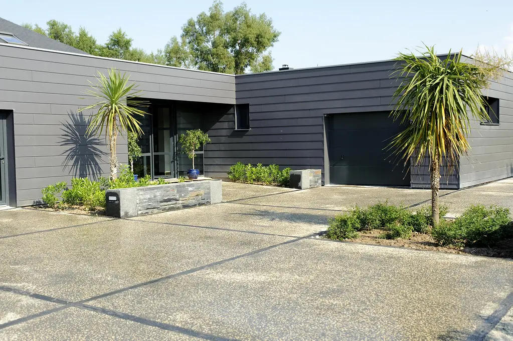 Accès garage d'une villa (Plescop)