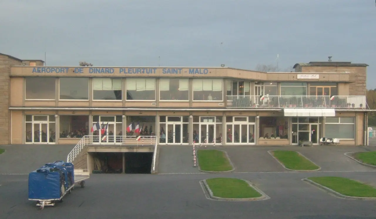 Dinard-Pleurtuit-Saint-Malo Airport