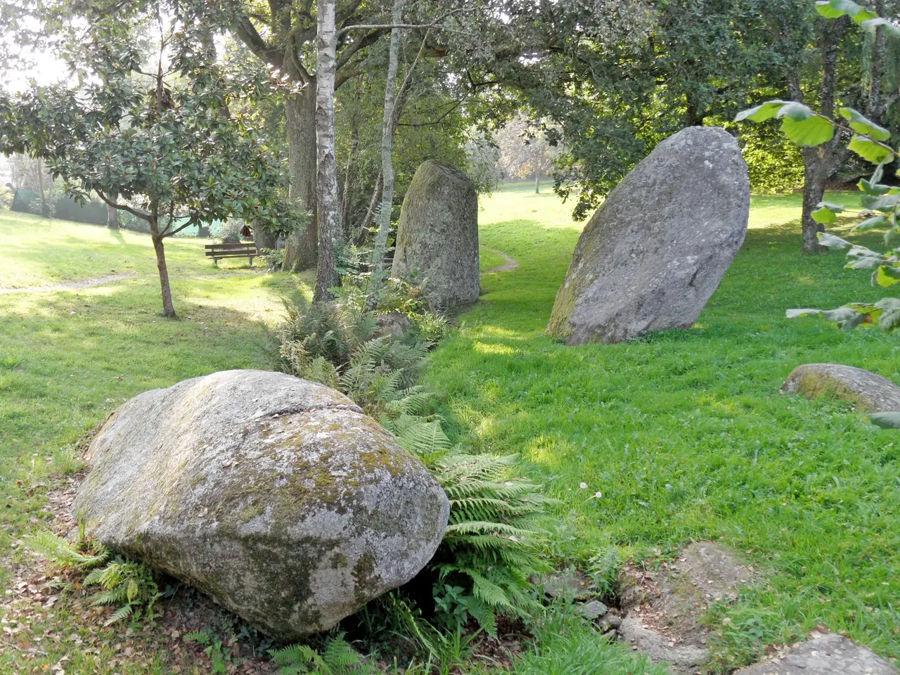 3 menhirs Tingoff Plomelin