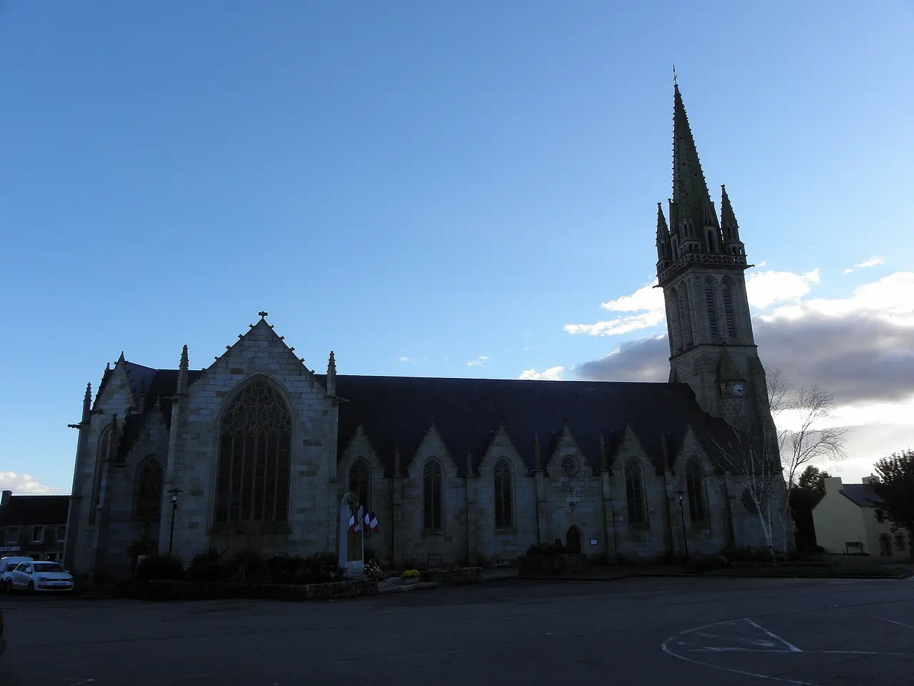 Plouigneau (29) Église