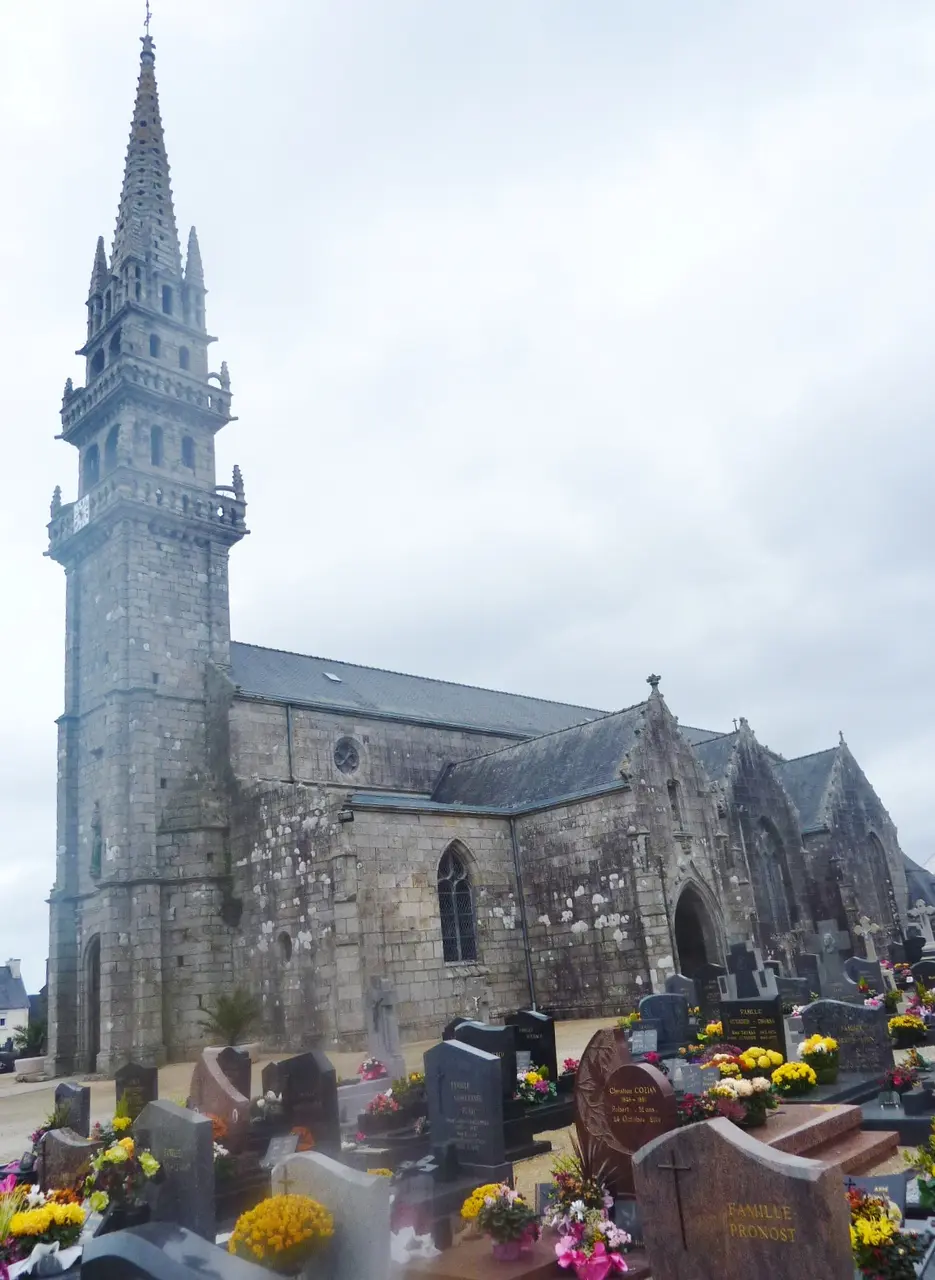 Plounéventer Eglise paroissiale