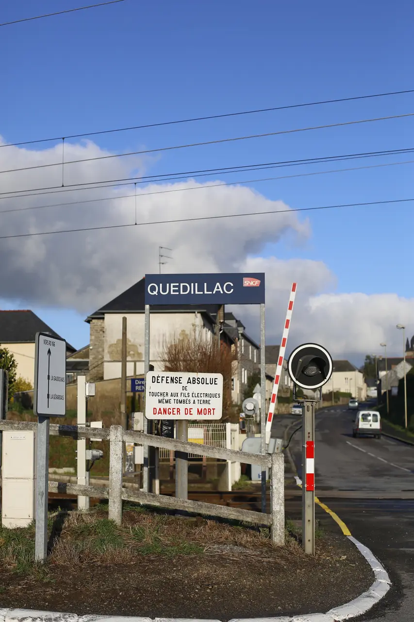 Quédillac - gare 01