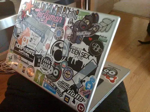 laptop stickers added/redone :)