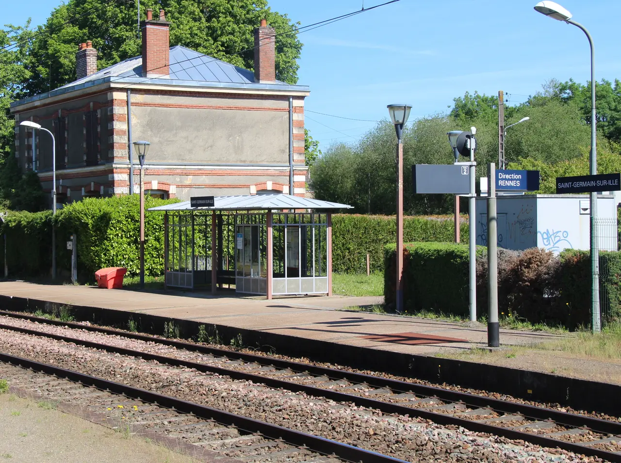 Gare de Saint-Germain-sur-Ille printemps 2021
