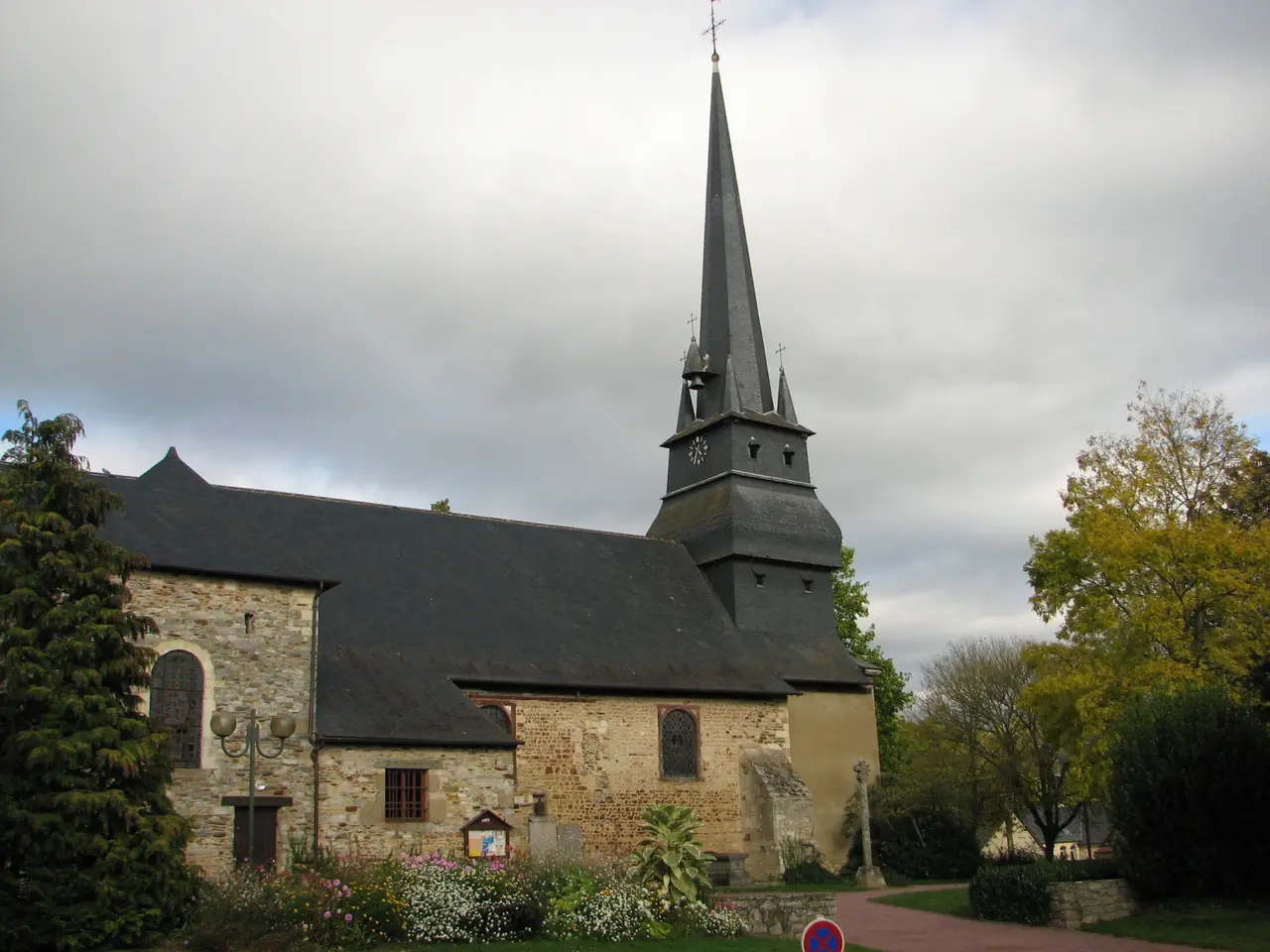 Saint-Grégoire church 2