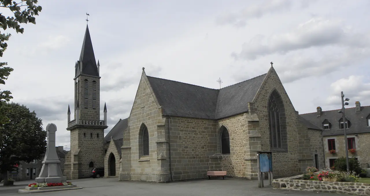 Saint-Hilaire-des-Landes (35) Église Saint-Hilaire - Extérieur - 10