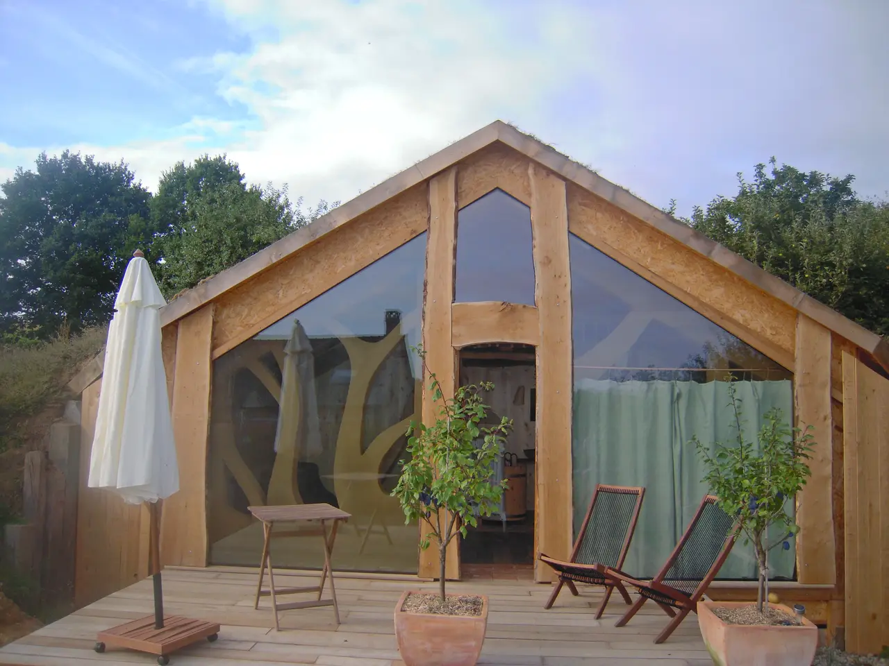 Ecolodge Saint-M'Hervé façade