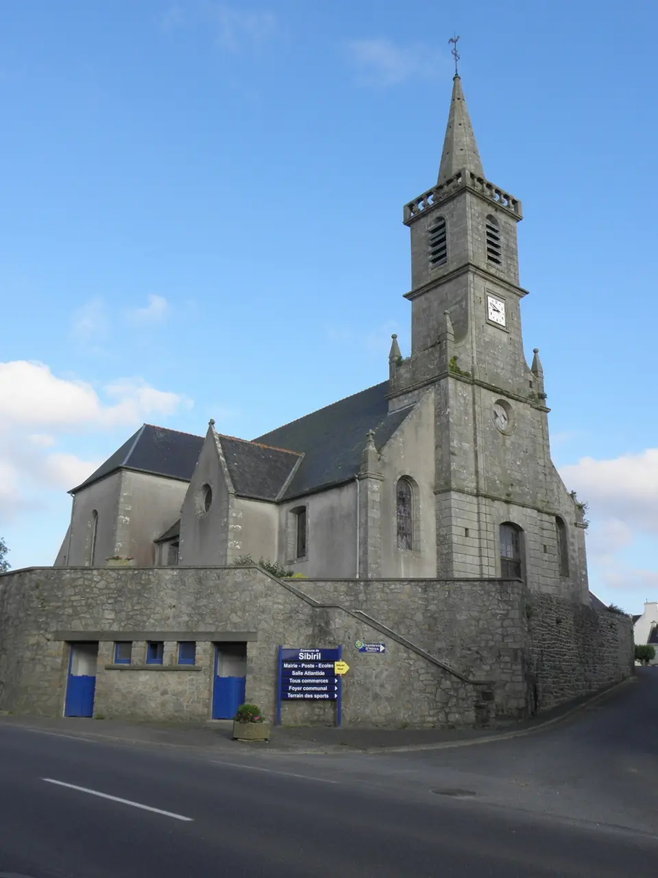 Sibiril (29) Église 01