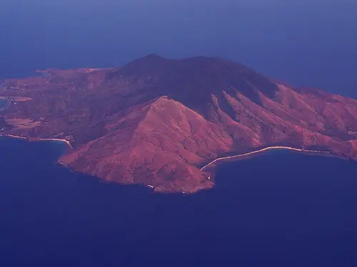 Ambil Island - Closeup