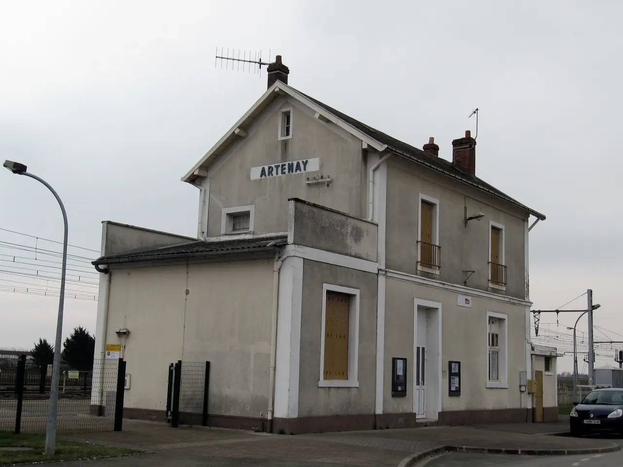 Artenay gare 2