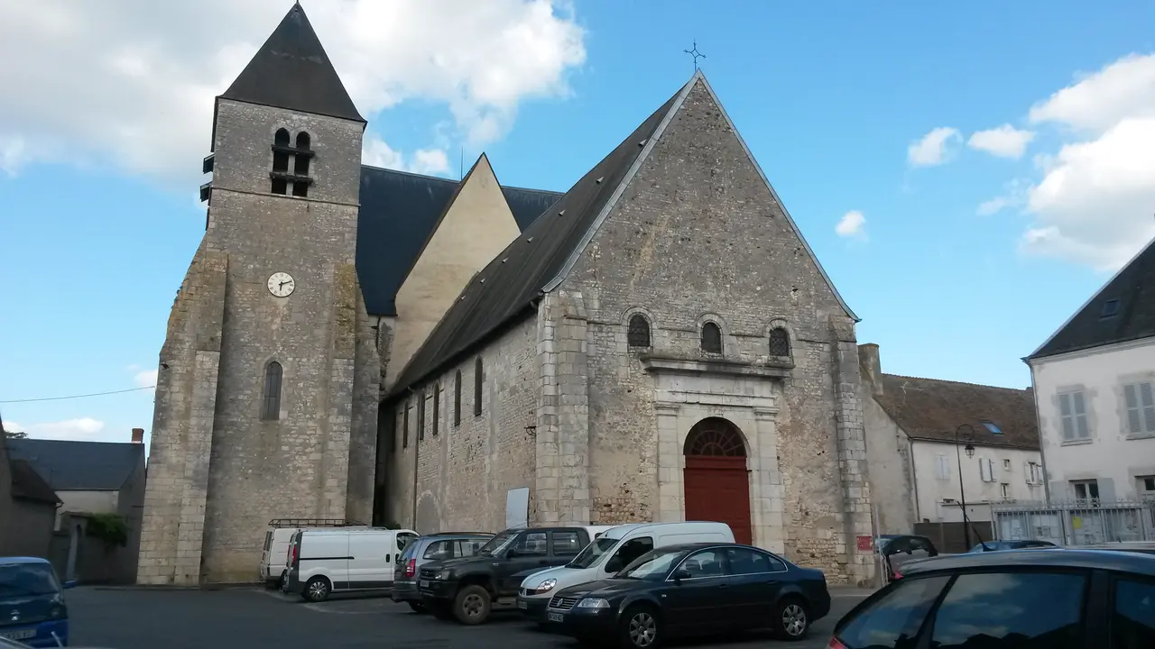 Beaulieu-sur-Loire (église) 2
