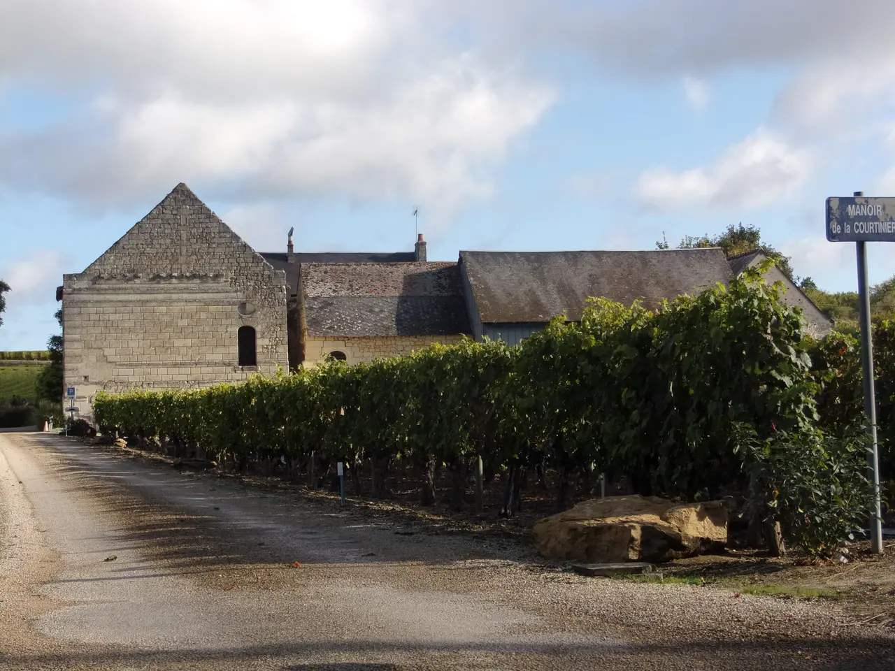 Beaumont-en-Véron - manoir Courtinière