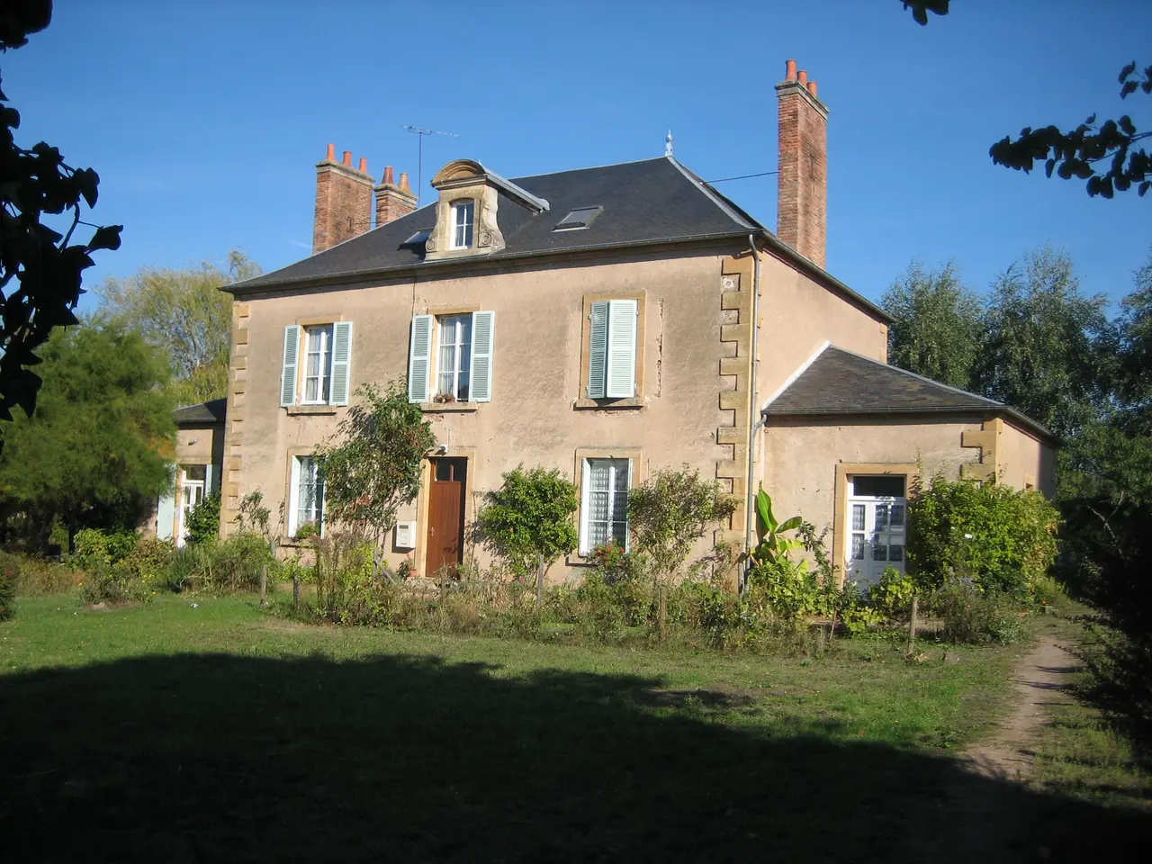 Châteaumeillant Maison près de l'église Saint-Genès