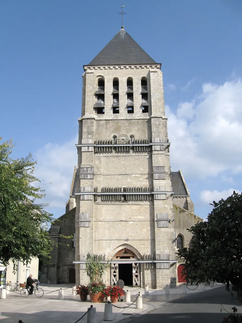 Chécy église Saint-Pierre 2