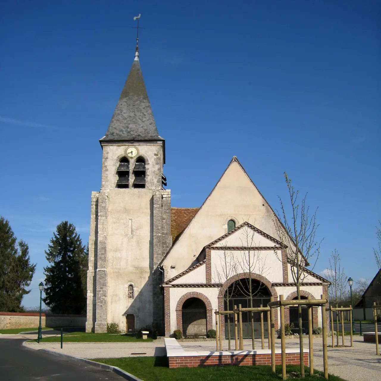 Chuelles-eglise