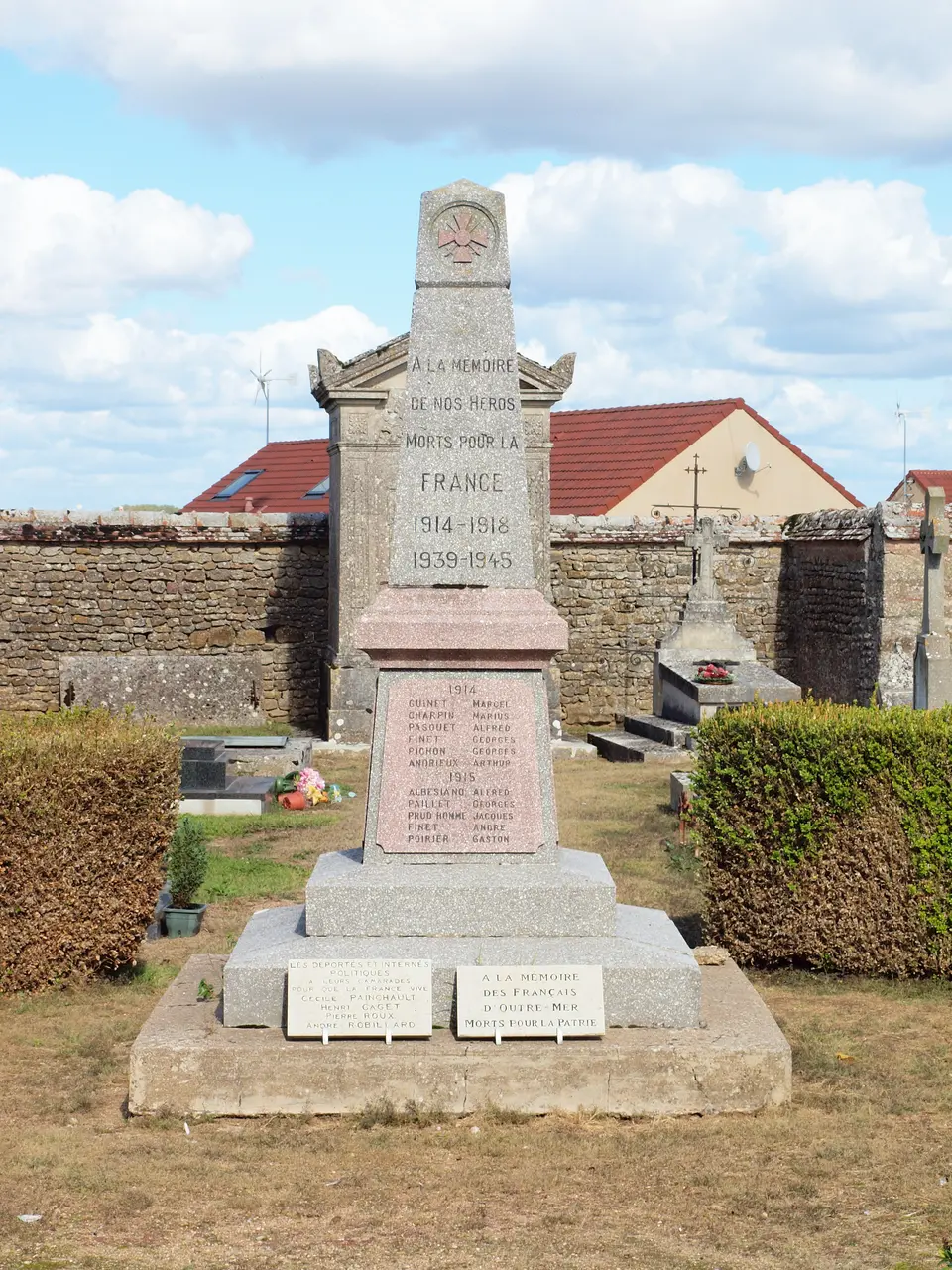 Dadonville-FR-45-monument aux morts-04