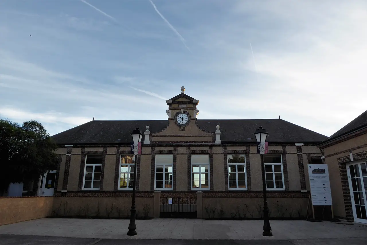 Dangeau mairie Eure-et-Loir France