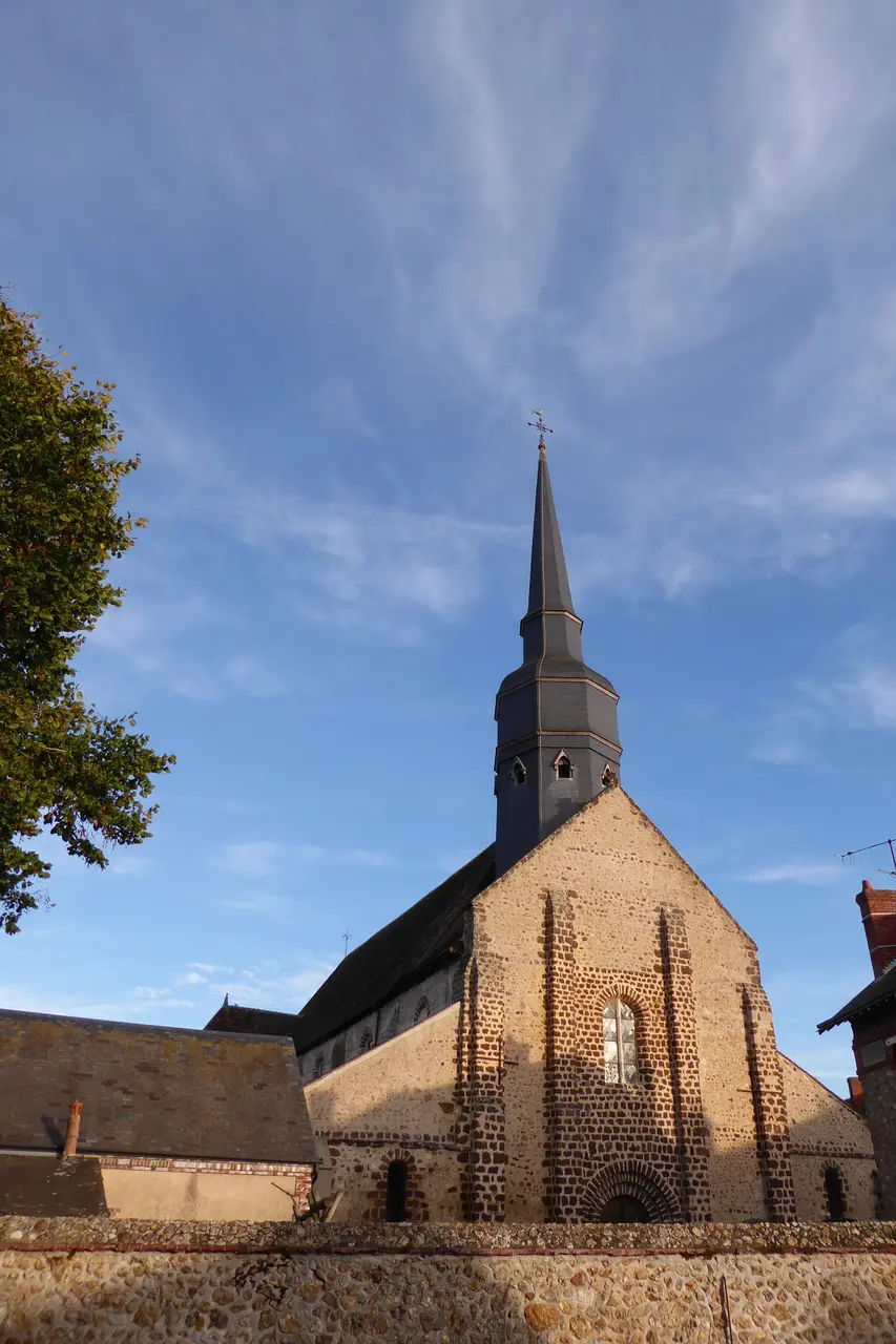 Dangeau église Saint-Georges-et-Saint-Pierre façade ouest Eure-et-Loir France