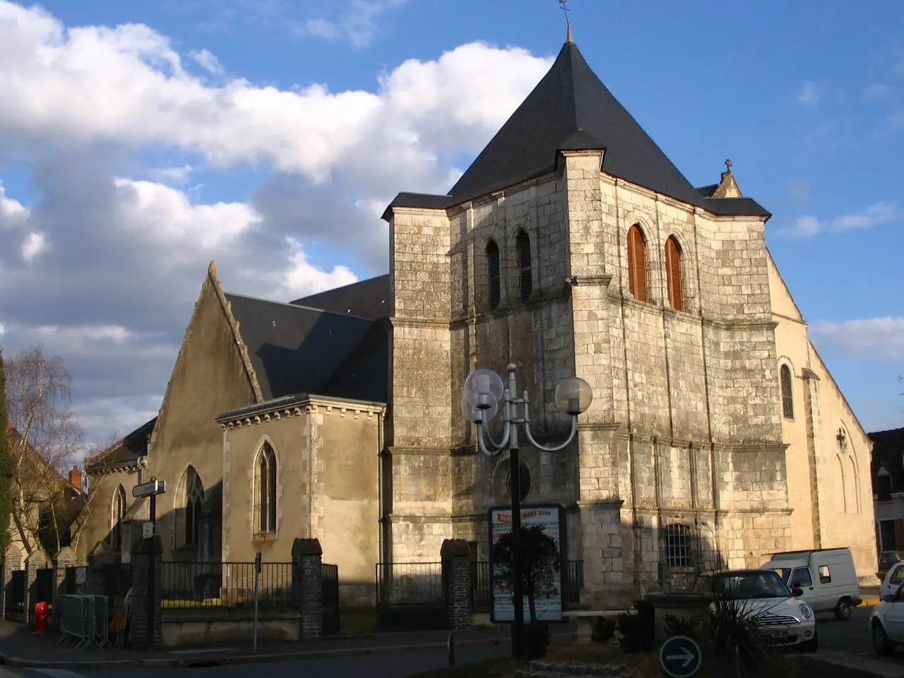 Déols - Église Saint-Étienne - 1