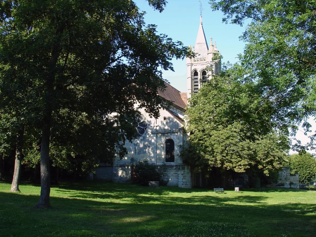 Goussainville - Eglise Saint-Pierre-Saint-Paul 02