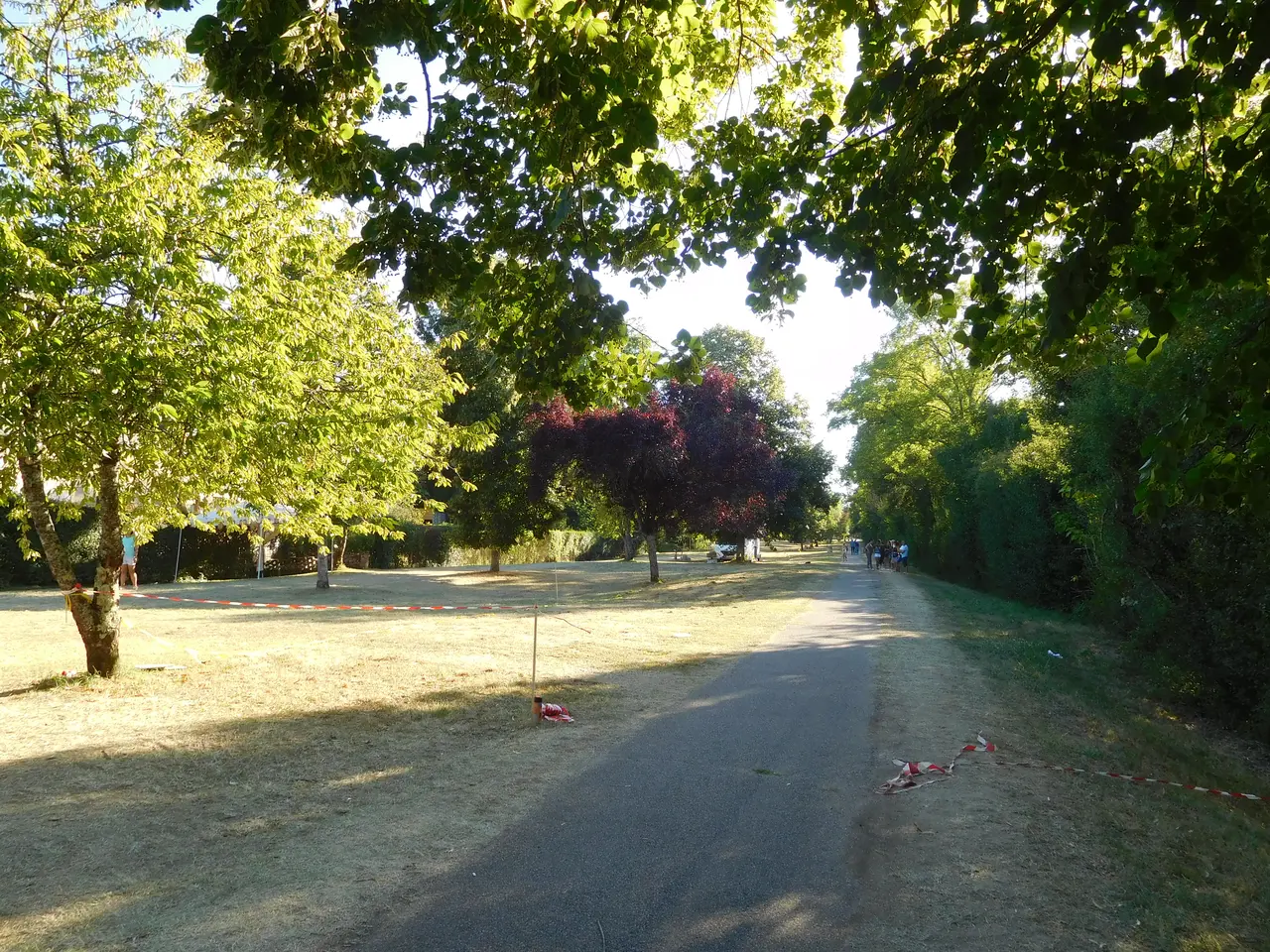 Promenade de Berry, Jouet-sur-l'Aubois (1)
