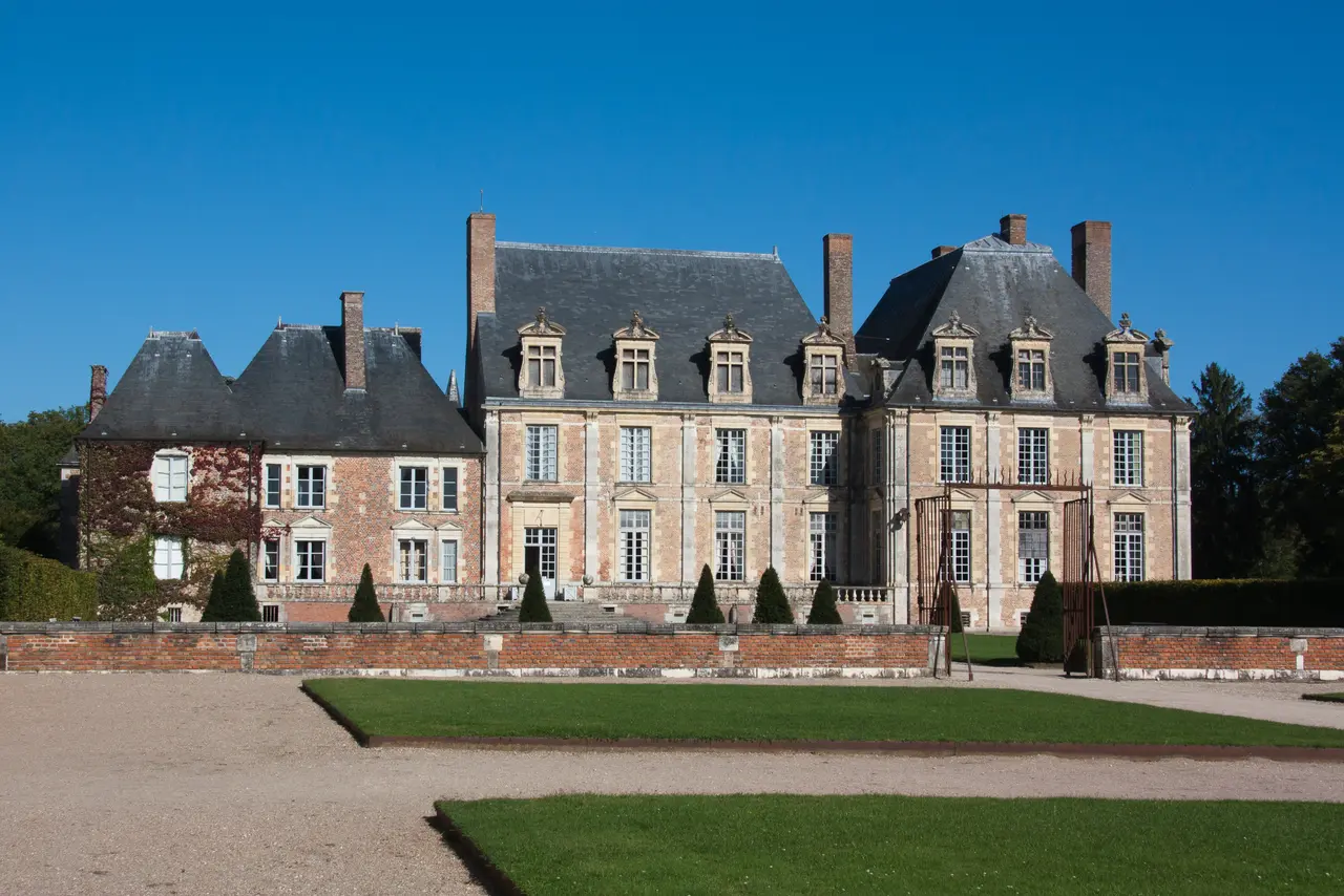 La-Ferté-Saint-Aubin Château de la Ferté Extérieur IMG 0030