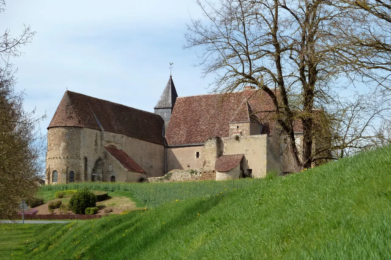 Prieuré St Michel Le Magny