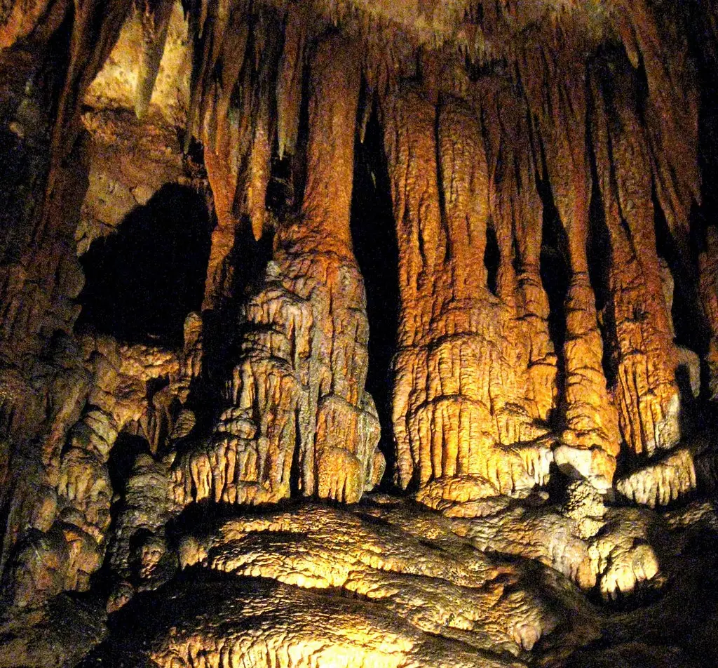 Wonderous Room, Luray Caverns, Virginia